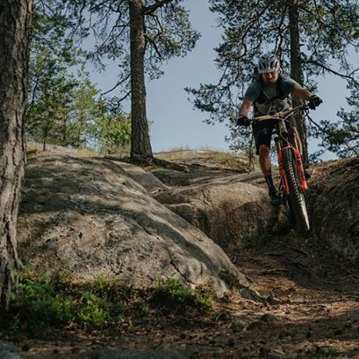 Часы SUUNTO 9 Peak Pro Forest Green зеленые